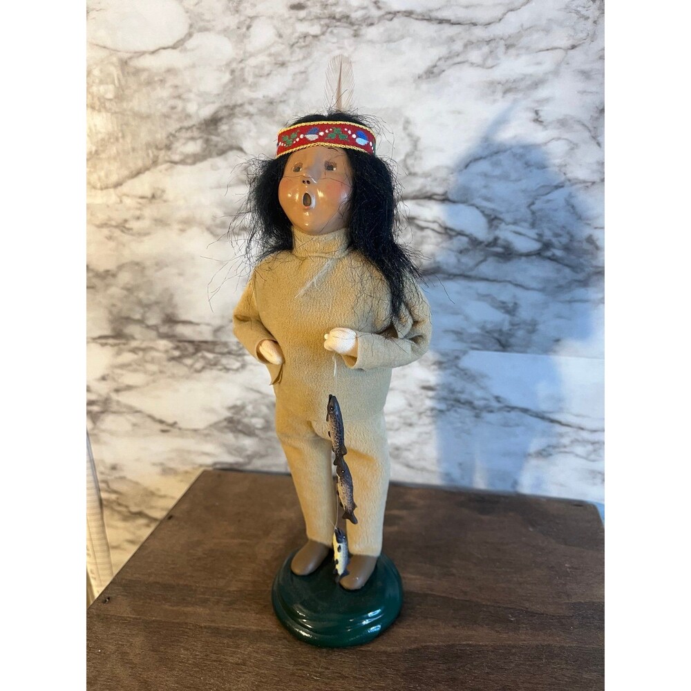 Byers Choice Carolers Thanksgiving Native American  Boy with Fish 1998